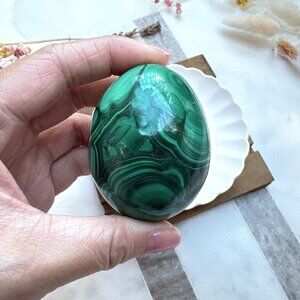 Beautiful Malachite Egg Carving